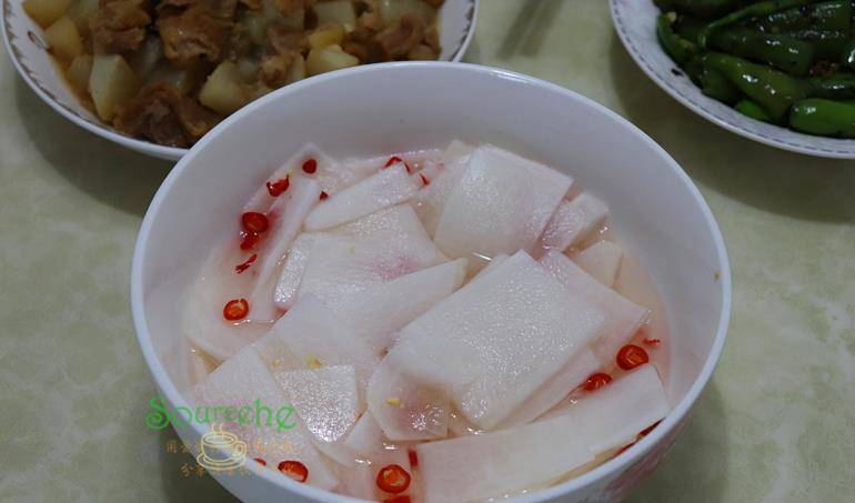 英亚官方网站-
开学了 晚餐四菜一汤一道小吃 50分钟做好 荤素搭配孩子爱吃！(图7)